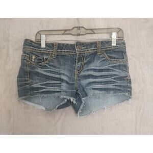 1st. Kiss Womens Cut Off Short Shorts Distressed Size 6 Daisy Dukes Embroidered